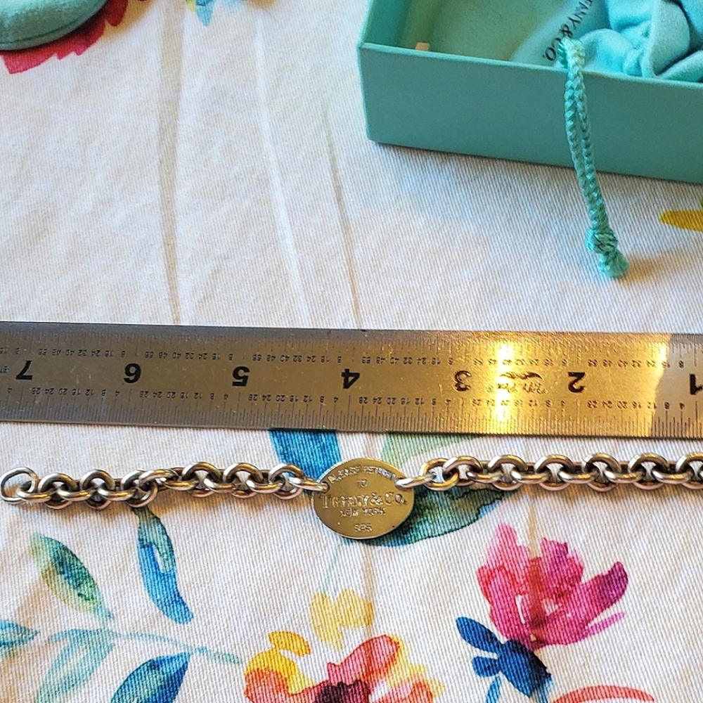 Tiffany & Co Sterling Silver Return to Tiffany Oval Tag Link bracelet
